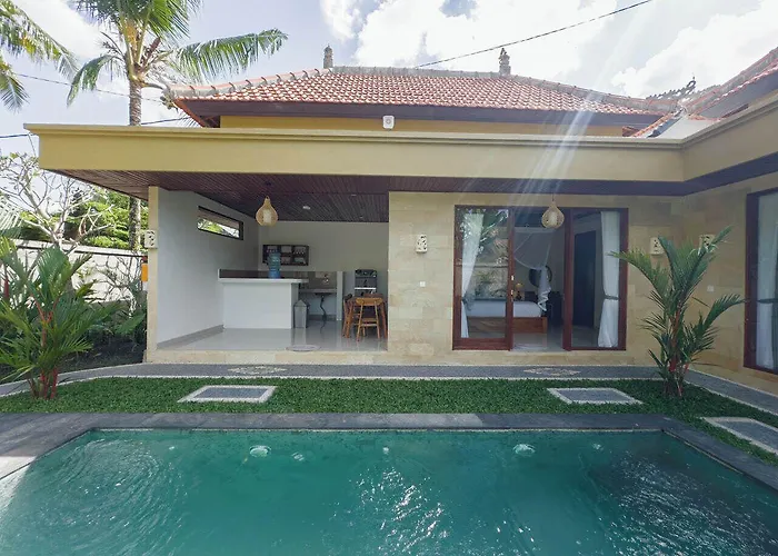 فيلة Tutik Private House By Supala أوبود